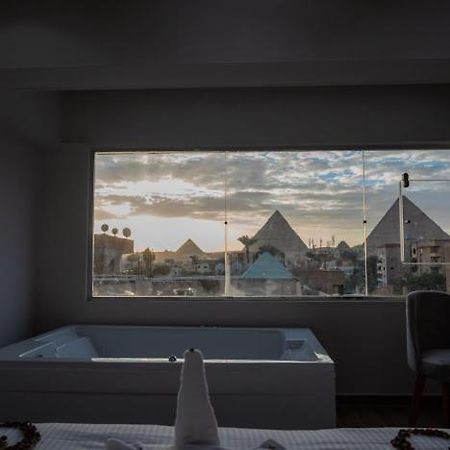Tuya Pyramids Inn Kafrat al Jabal Bagian luar foto