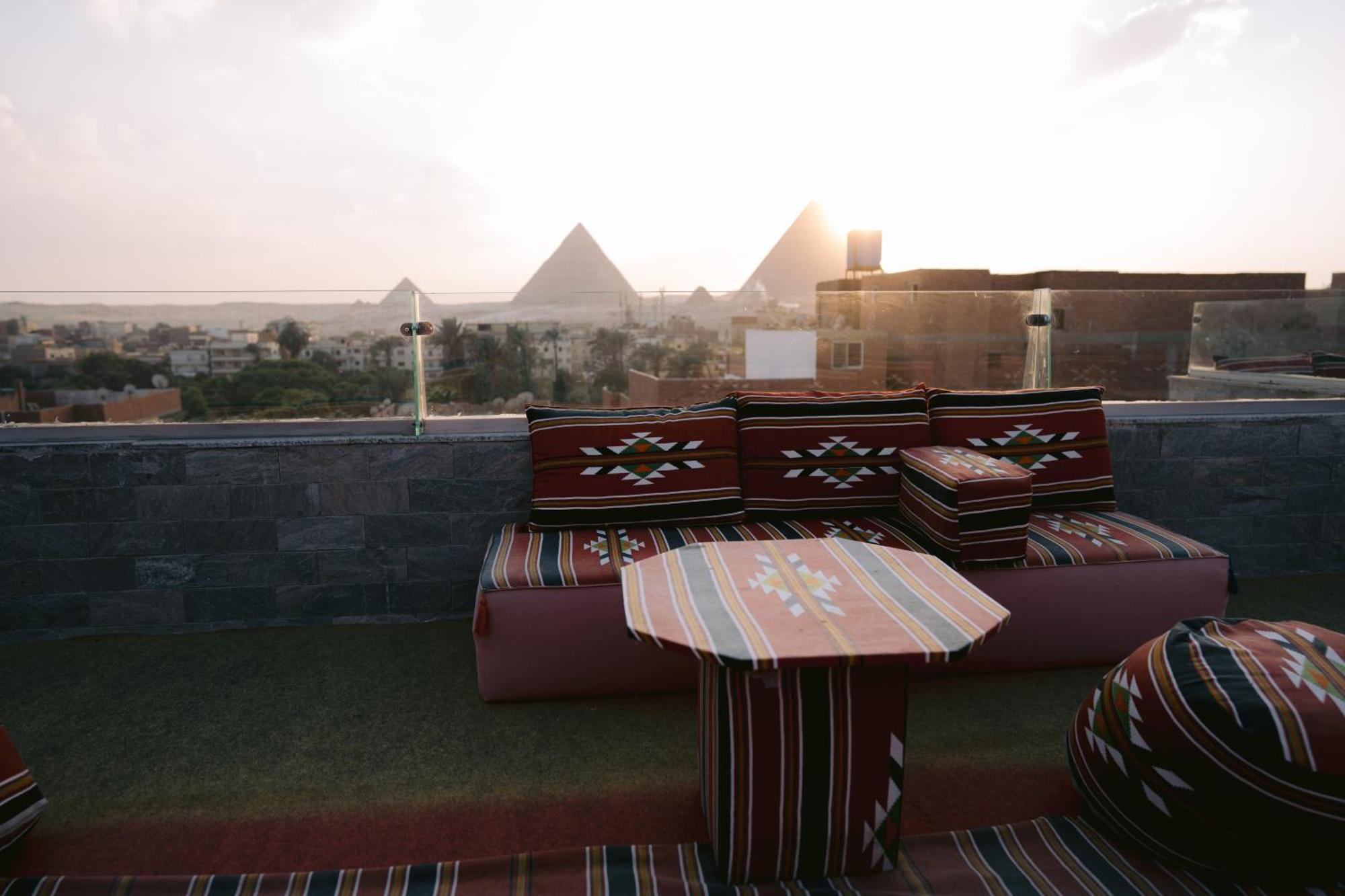 Tuya Pyramids Inn Kafrat al Jabal Bagian luar foto