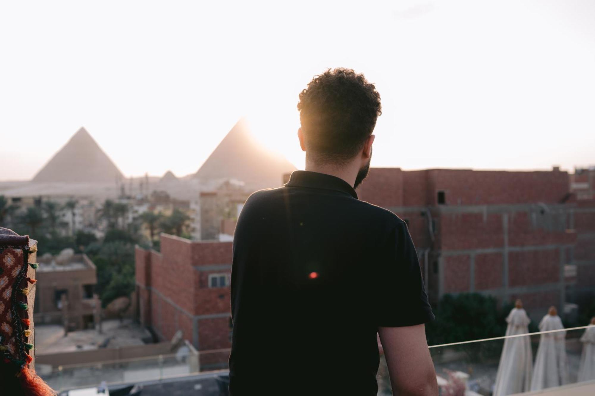 Tuya Pyramids Inn Kafrat al Jabal Bagian luar foto