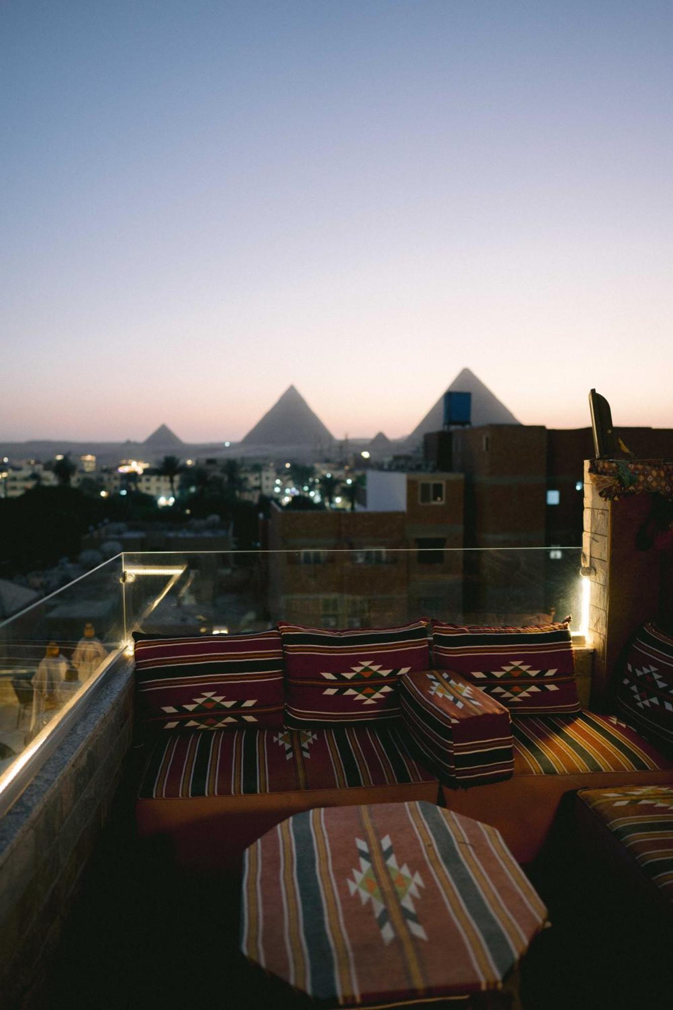 Tuya Pyramids Inn Kafrat al Jabal Bagian luar foto