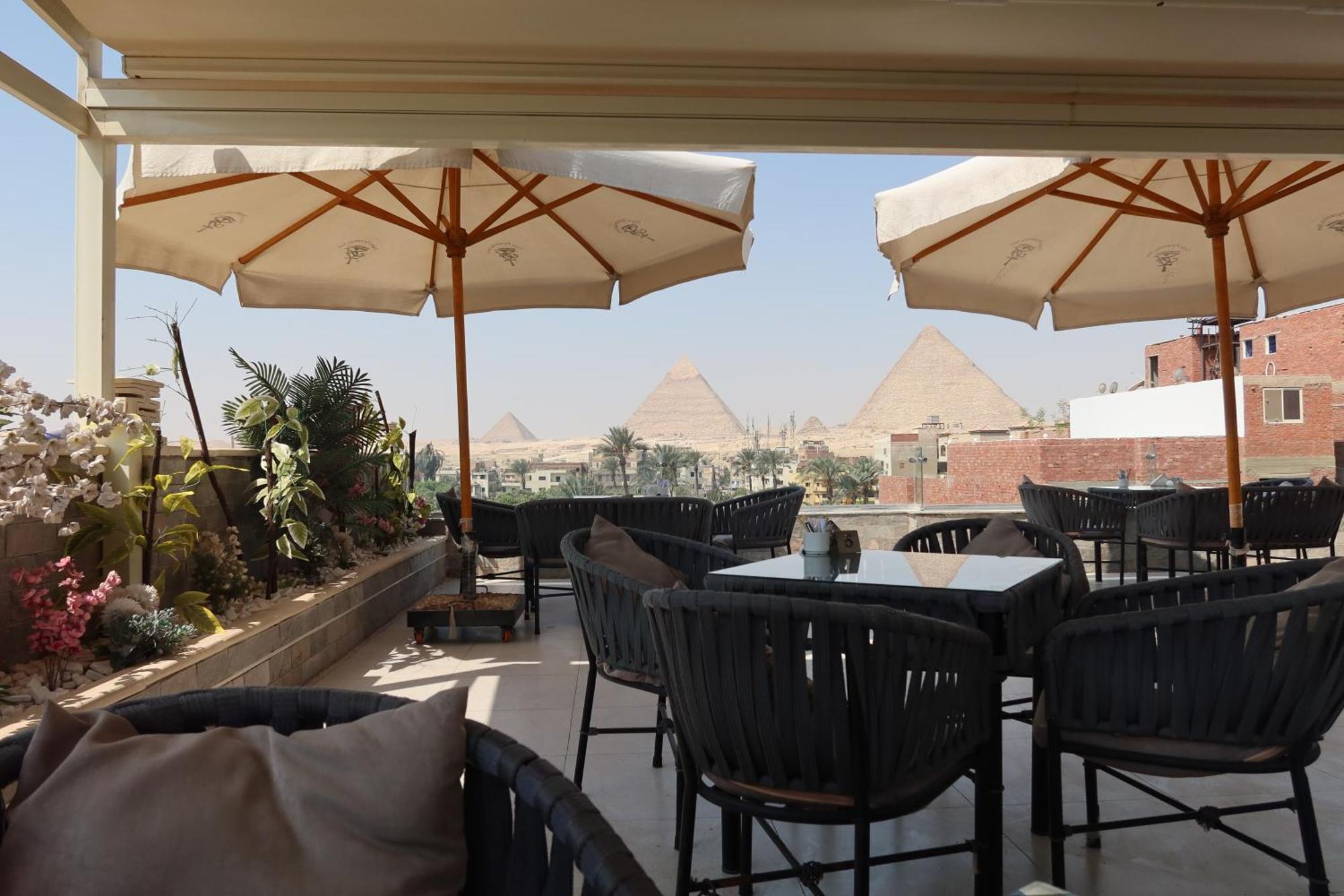 Tuya Pyramids Inn Kafrat al Jabal Bagian luar foto