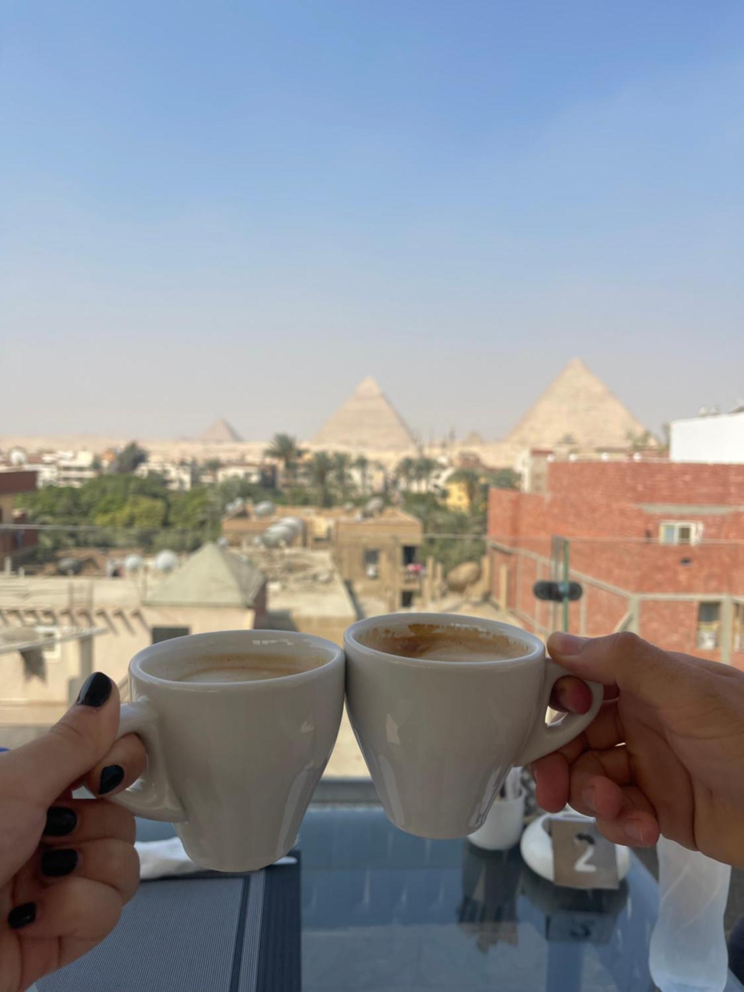 Tuya Pyramids Inn Kafrat al Jabal Bagian luar foto