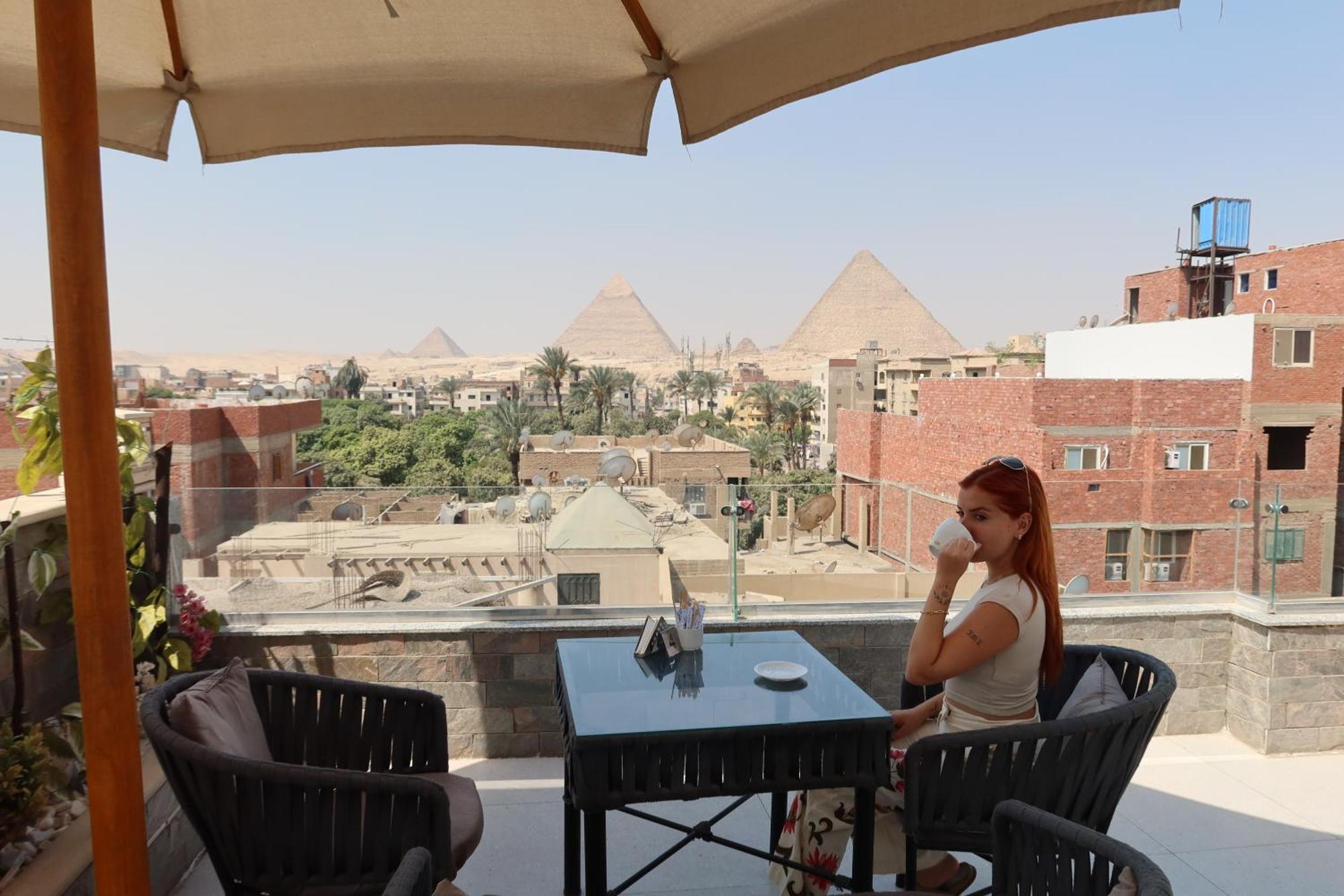 Tuya Pyramids Inn Kafrat al Jabal Bagian luar foto