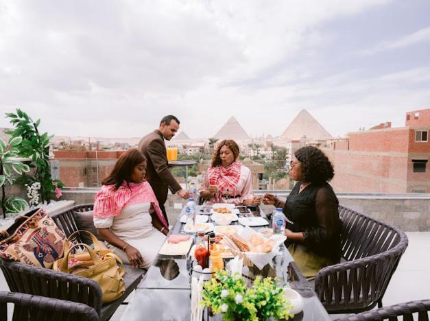 Tuya Pyramids Inn Kafrat al Jabal Bagian luar foto